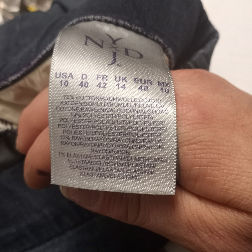 NYDJ Pull-on Denim Jeans - Picture 2 of 8